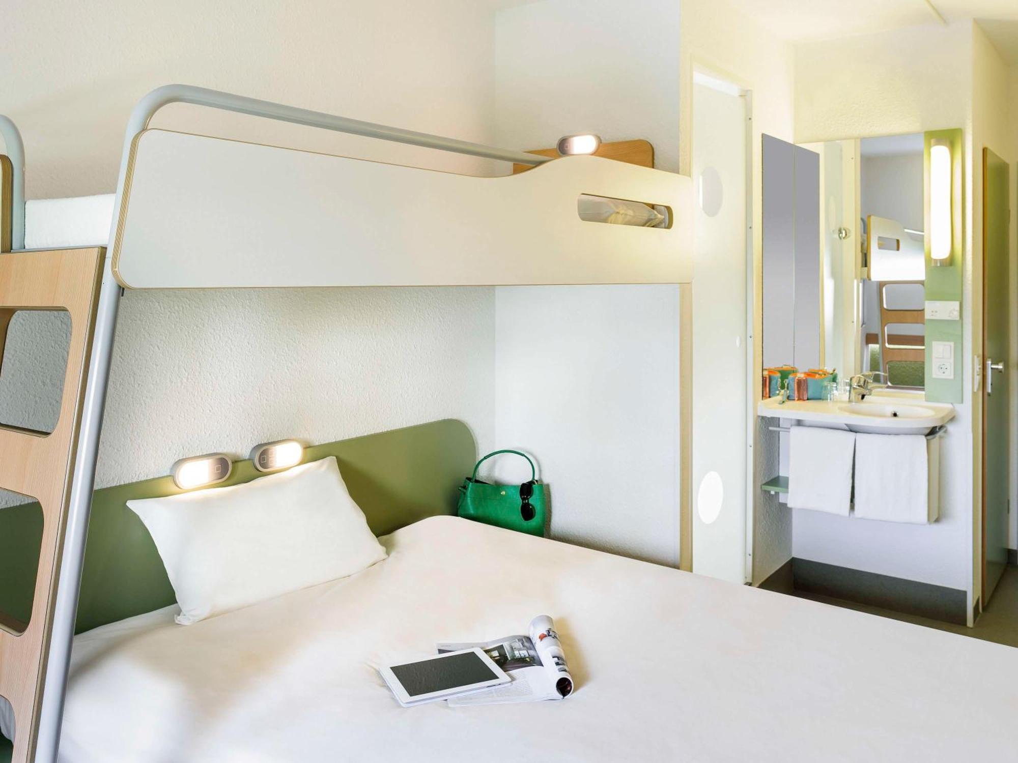 Ibis Budget Lons-Le-Saunier Exterior foto